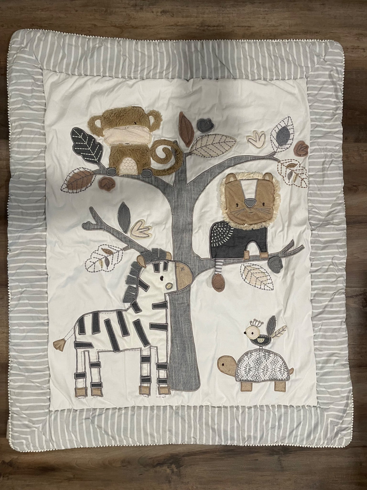 Levtex Kenya crib bedding set + mobile