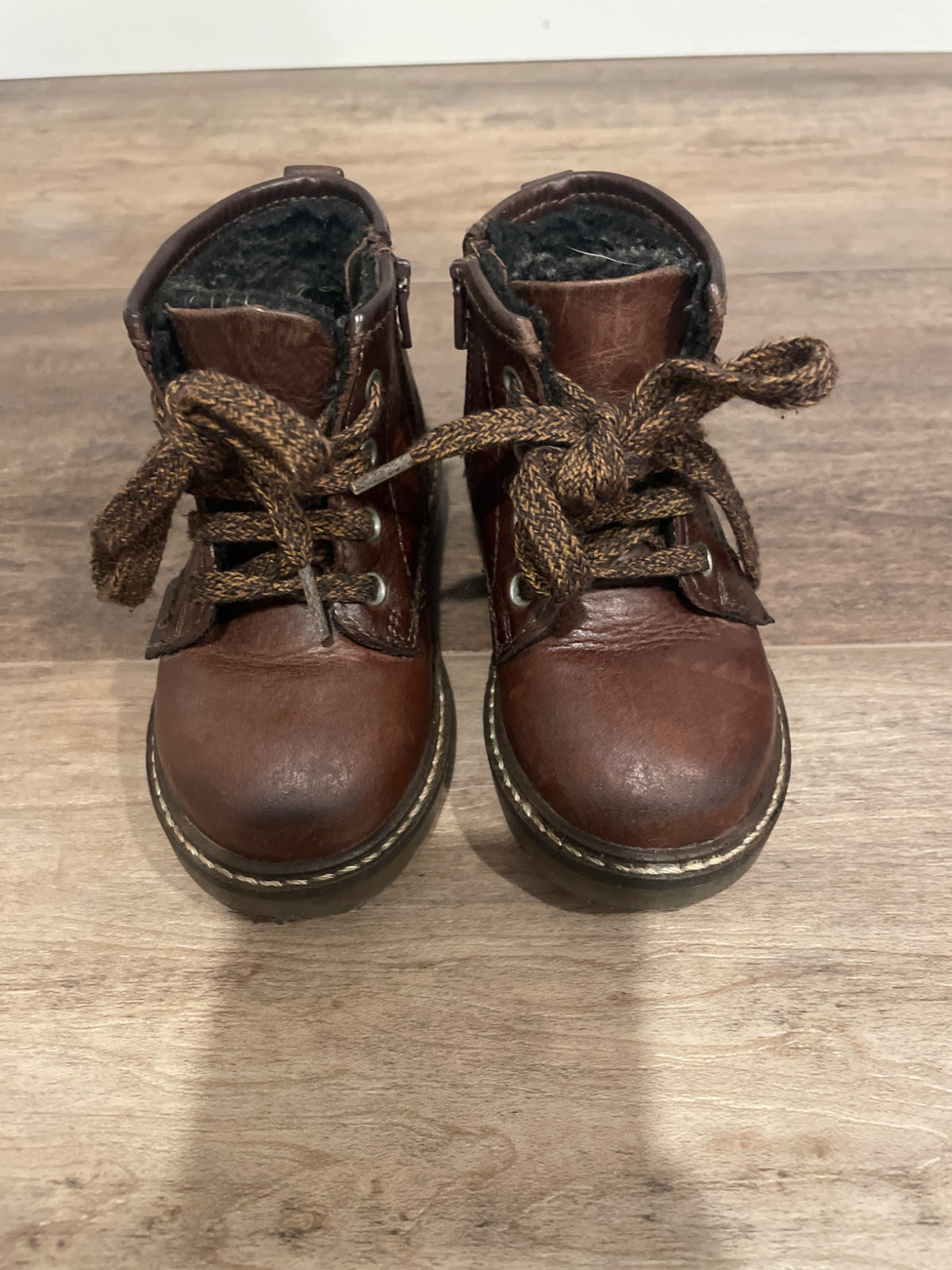 Toddler boys dressy boots size 21 (size 5.5), Shoes 5.5 (Walkers:12-24 mth)