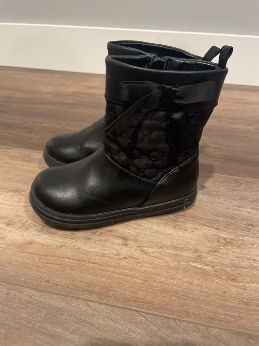 Girls dressy boots size 6, Shoes 6 (Walkers:12-24 mth)