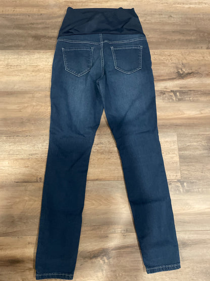 Maternity jeans size small, Maternity S (4-6)