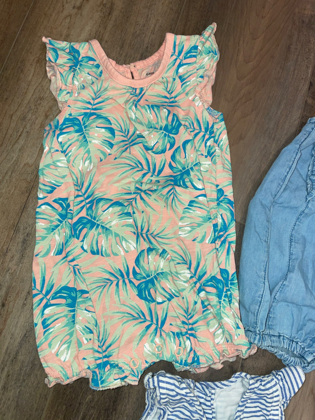 Rompers and dress bundle 3-6months, Kids 6 Month (3-6M)