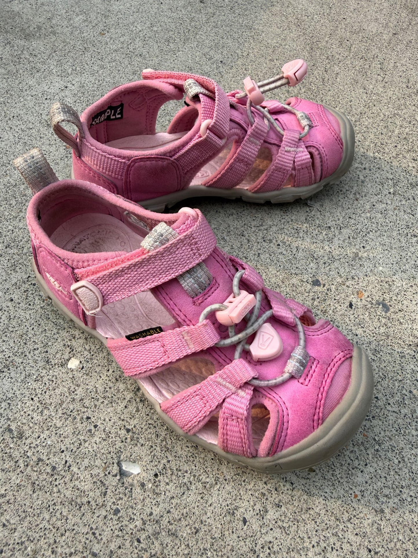 KEEN Little Kids Seacamp II sandals size 10 retails $65, Shoes 10 (Toddler:2-4yr)