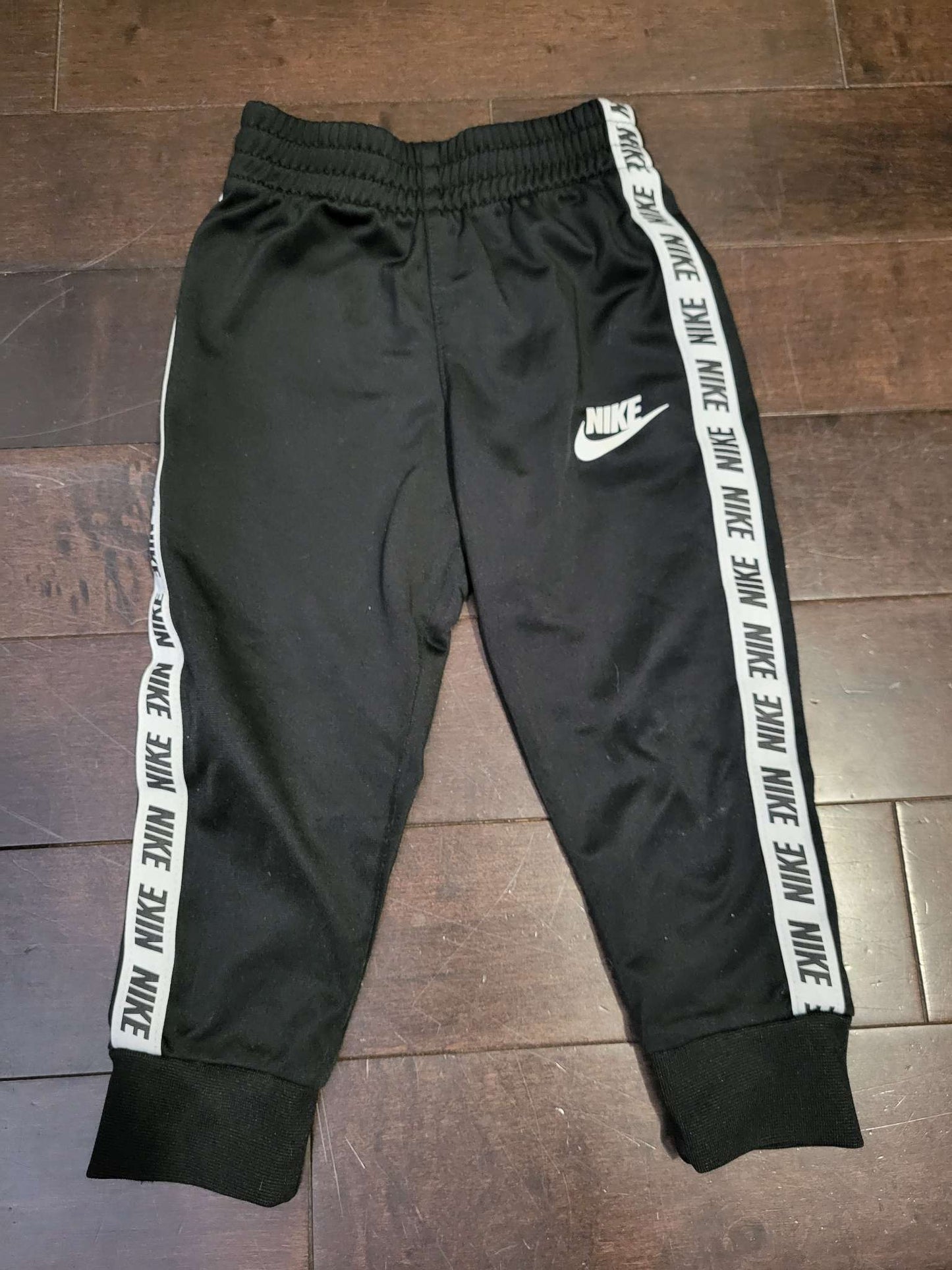 2T Nike outfit, Kids 2T