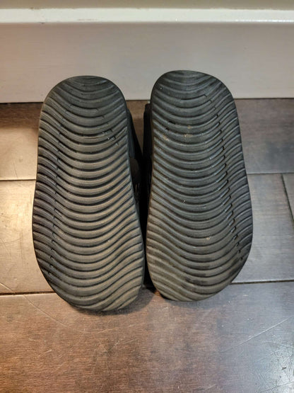 Nike sandles 7t, Shoes 7 (Walkers:12-24 mth)