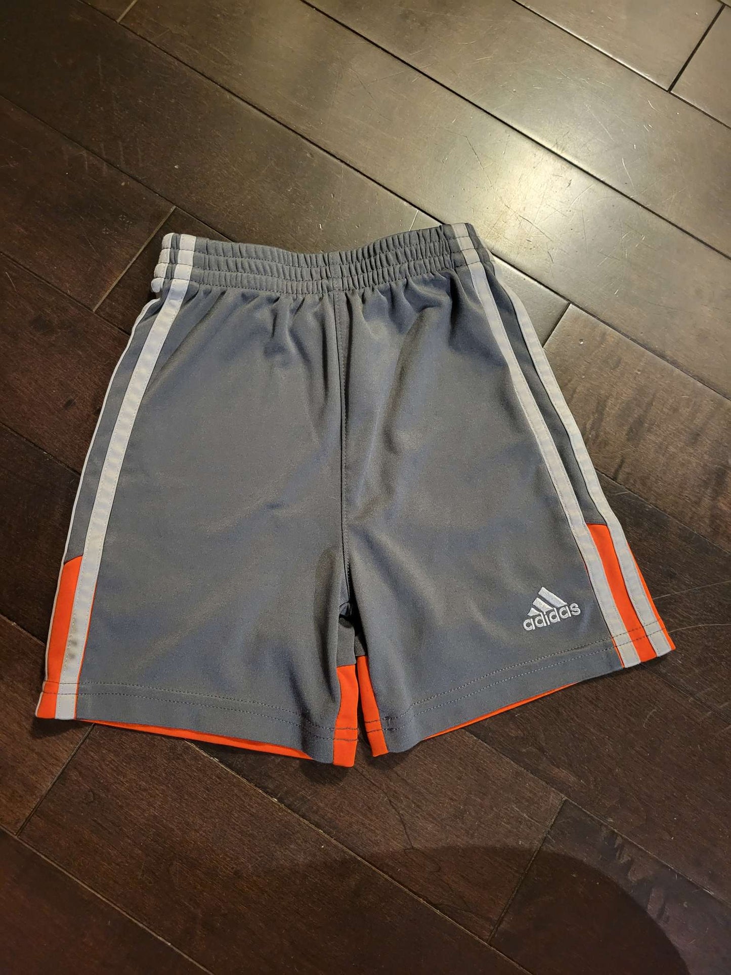 Adidas outfit, 2T, Kids 2T