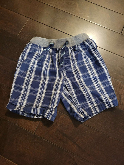 2 pairs of shorts, Kids 2T