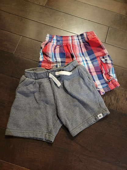 2 pairs of toddler Shorts, Kids 2T
