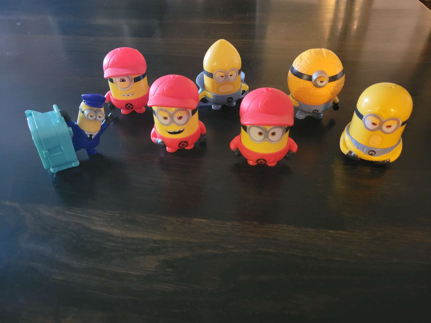 Minion toys