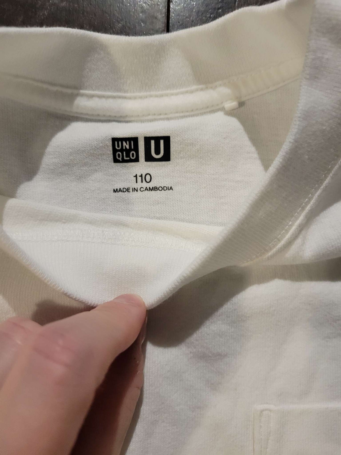 2 white longsleeve shirts, Kids 4/4T