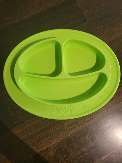 Silicone baby plates