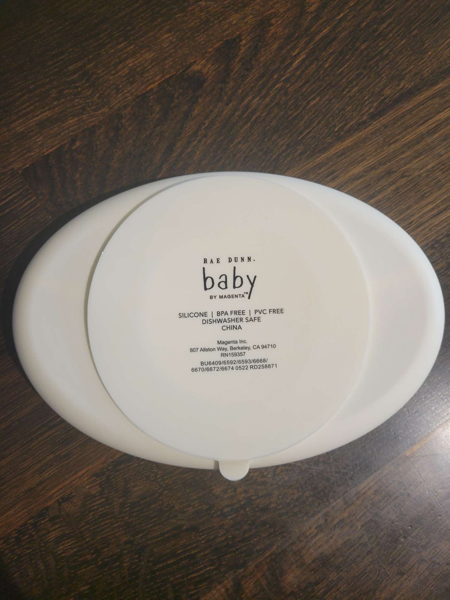 Silicone baby plates