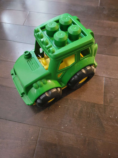 Mega Bloks John Deere Tractor