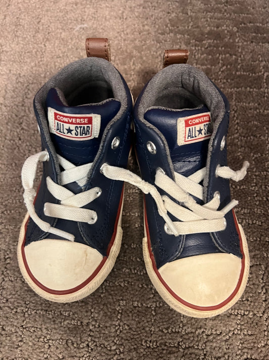 Boys - converse shoes , Shoes 7 (Walkers:12-24 mth)