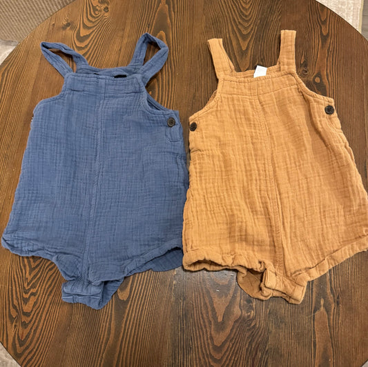 2 pack Old Navy Muslin Overall Shorts, Kids 18 Month (12-18M)