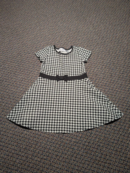 2 girls dresses, Kids 2T