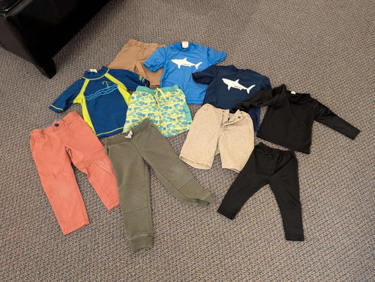 Clothing bundle , Kids 3T