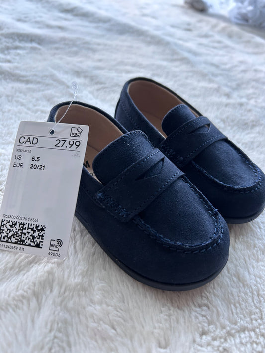New loafers dress shoes, Shoes 5.5 (Walkers:12-24 mth)