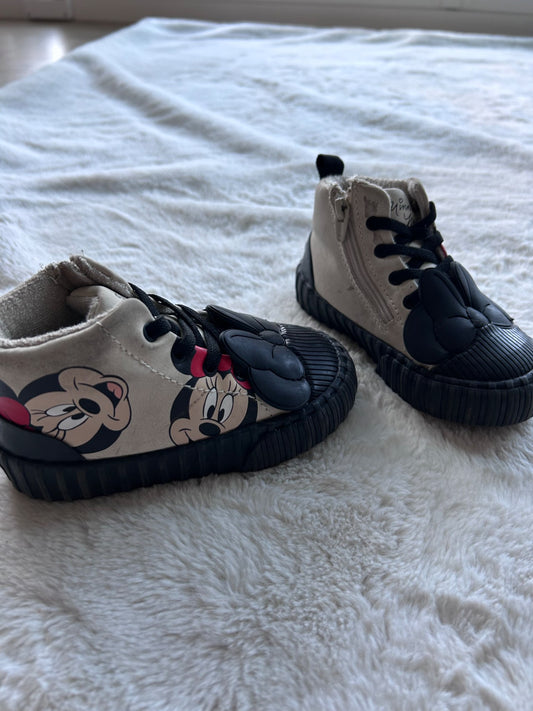 Zara Minnie Mouse high top sneakers size 22, Shoes 6 (Walkers:12-24 mth)