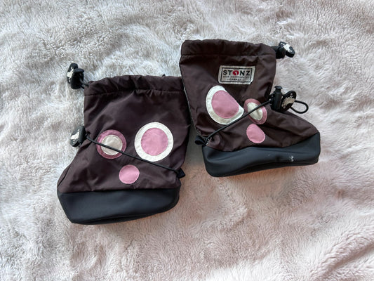 Stonz bootie covers , Shoes 5 (Walkers:12-24 mth)