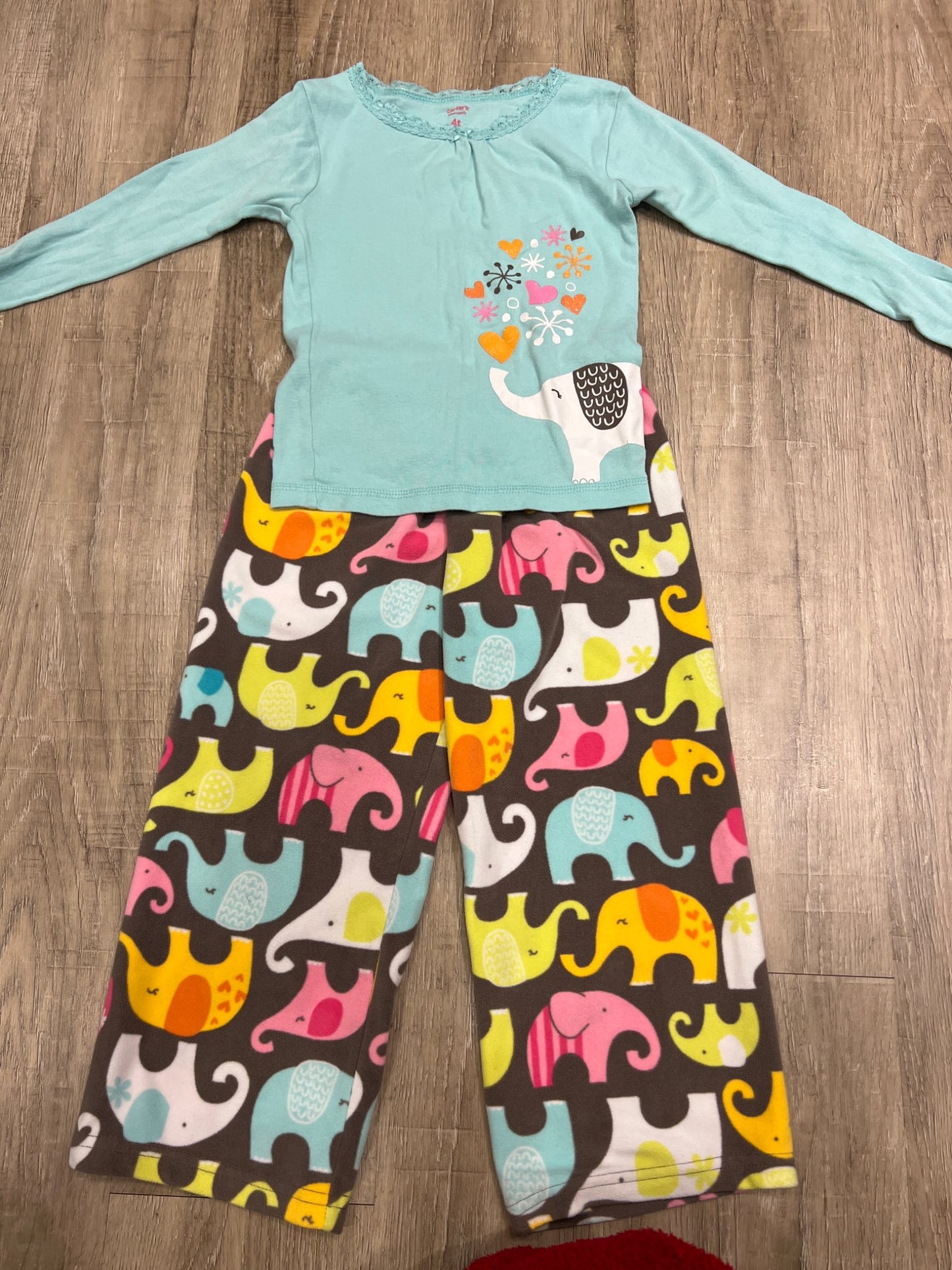 *Carters 4T  elephant pajama set top and fleece pant , Kids 4/4T