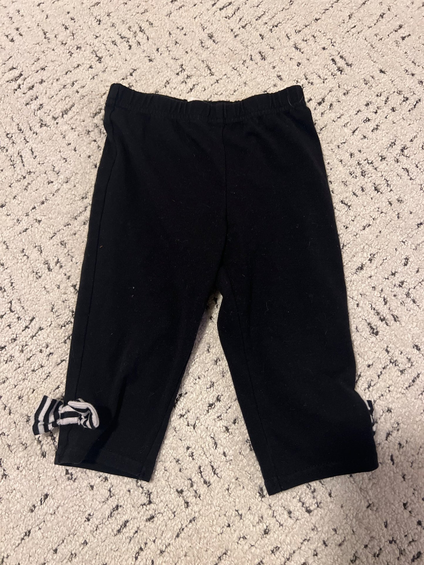 *3T black capri with bow , Kids 3T