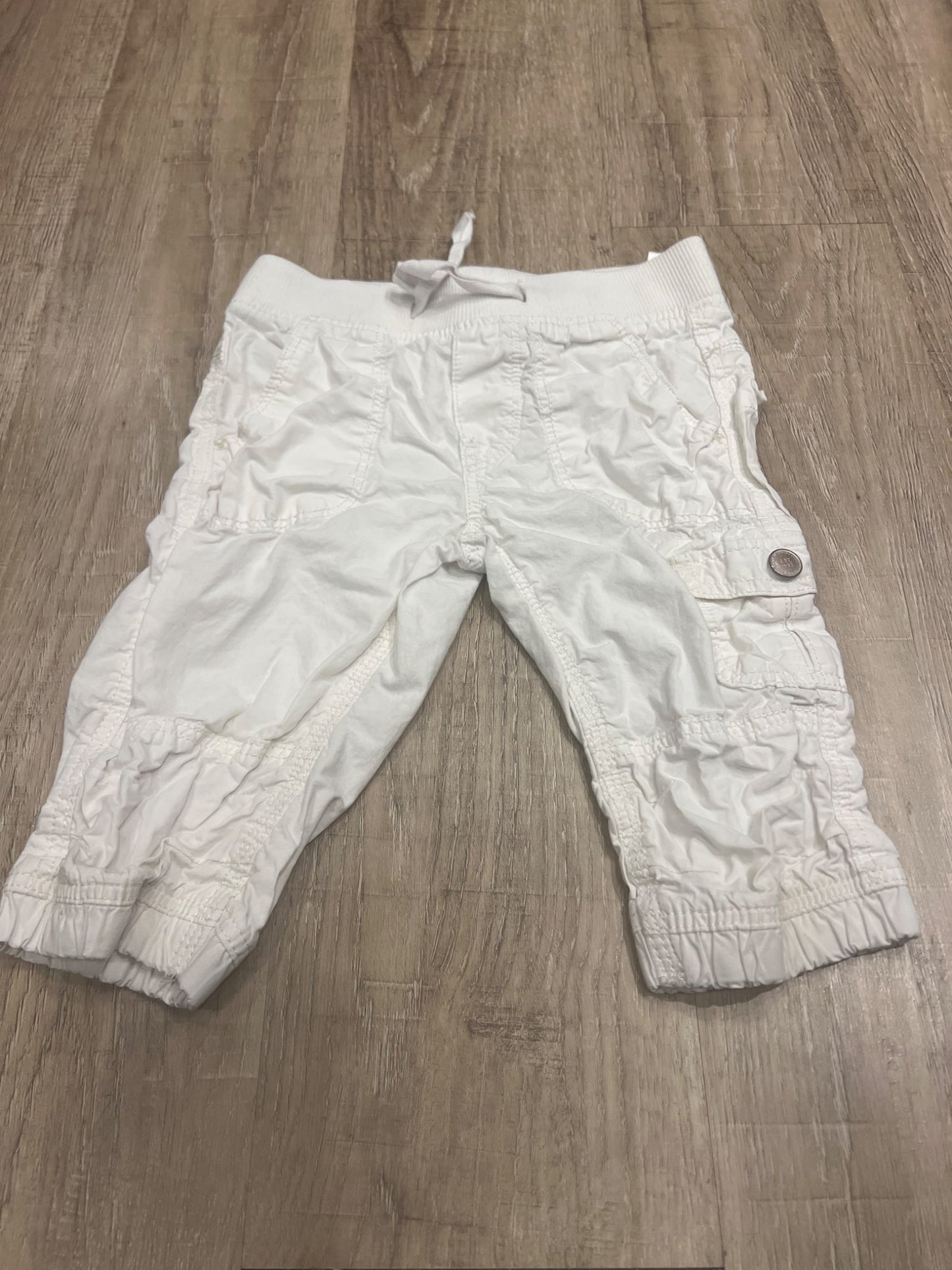 *H and M  2-3 yr white capri pant , Kids 2T