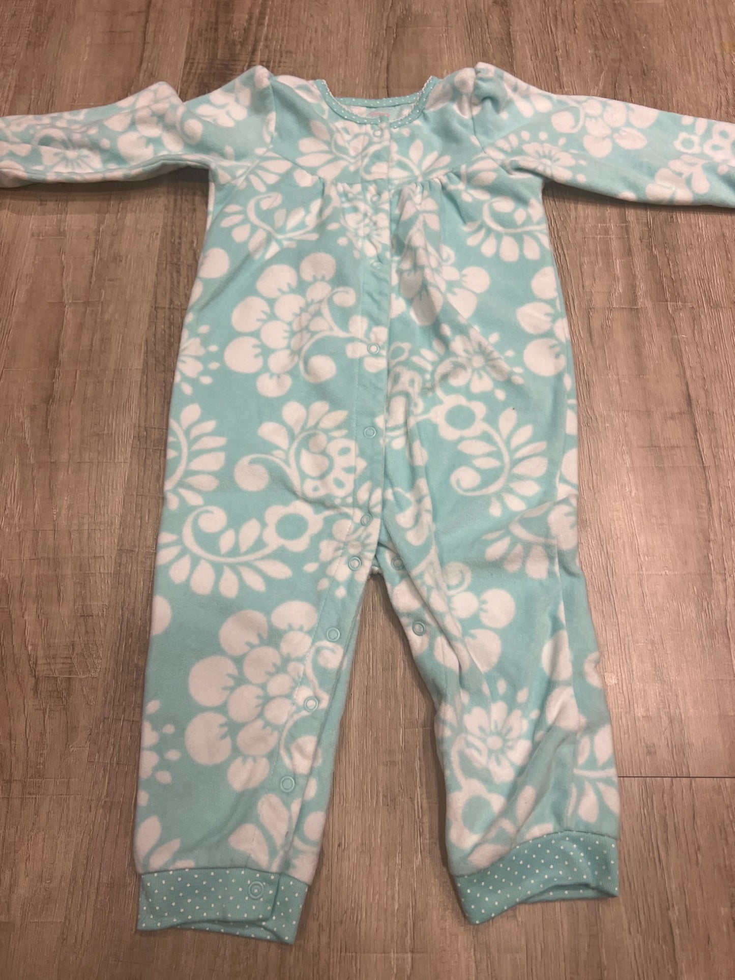 *Carters 24 month fleece pajamas, Kids 24 Month (18-24M)