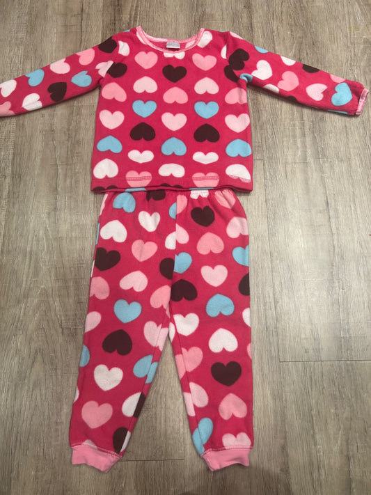 *Mini boots brand 2T heart fleece pajamas, Kids 2T