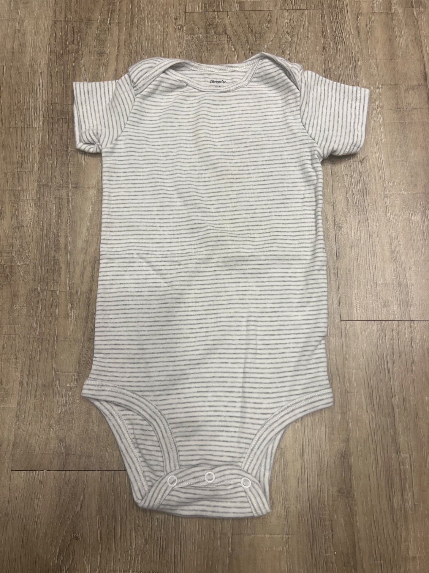 *Carters grey striped onesie, Kids 24 Month (18-24M)