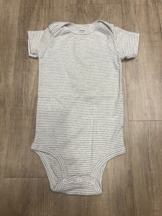 *Carters grey striped onesie, Kids 24 Month (18-24M)