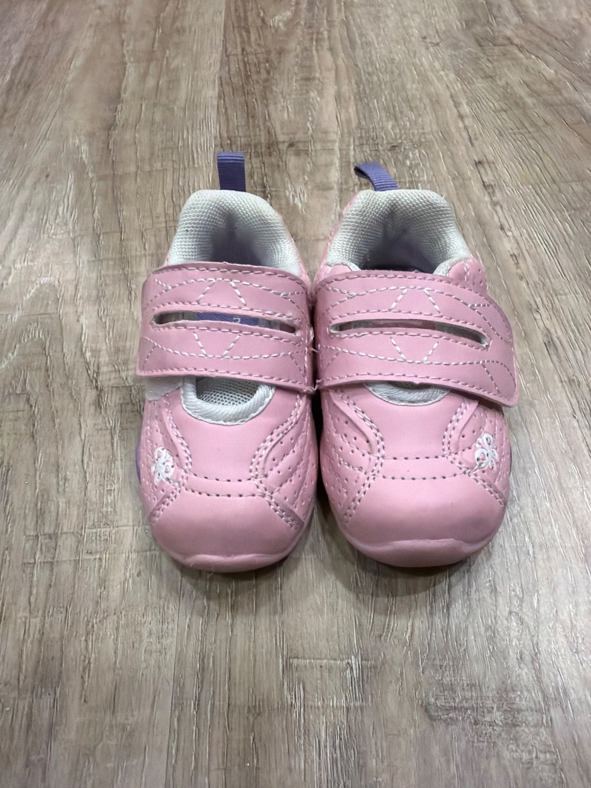 *George size 4 pink sneakers , Shoes 4 (Baby: 0-12 mth)