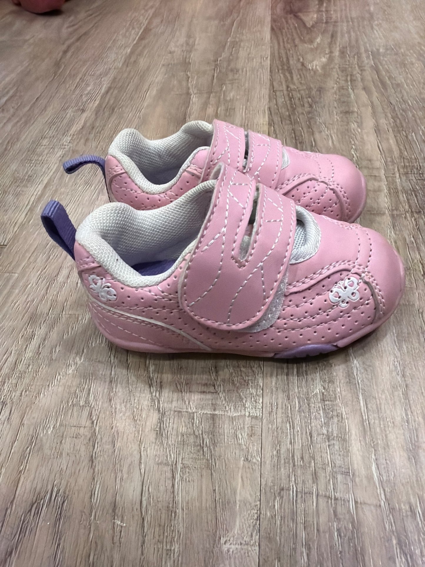 *George size 4 pink sneakers , Shoes 4 (Baby: 0-12 mth)