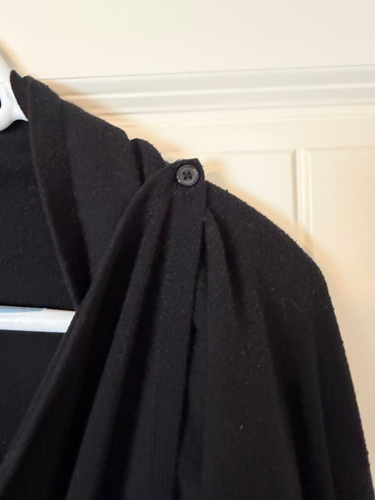 *Motherhood black maternity nursing sweater retail. $70, Maternity L (12-14)