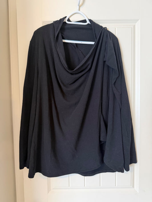 *Motherhood black maternity nursing sweater. Retails $70, Maternity L (12-14)