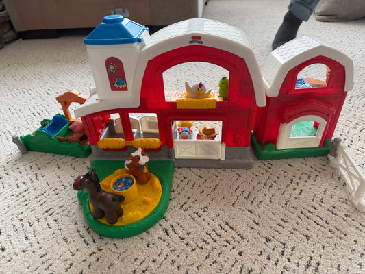 Deluxe little people farm set with carasousel