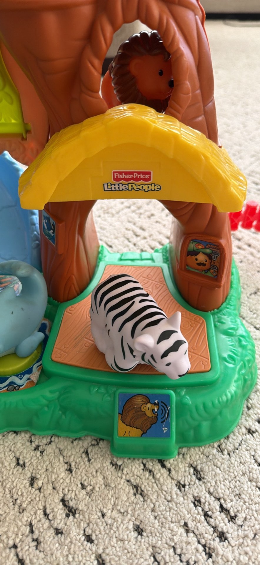 Little people large animal play set with animals