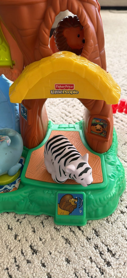 Little people large animal play set with animals
