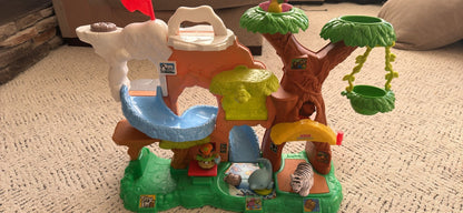 Little people large animal play set with animals
