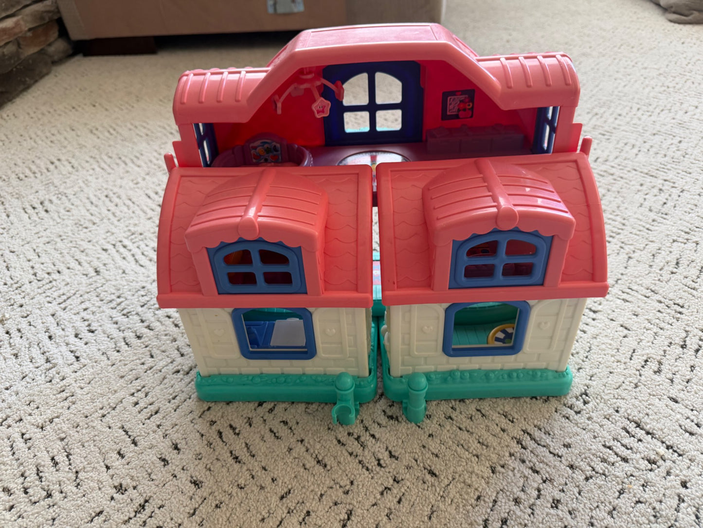 Little people doll house