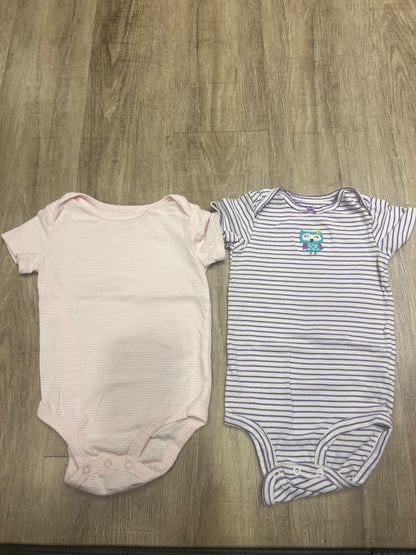 *Carters Bundle of 2 onesies 18-24 months , Kids 24 Month (18-24M)