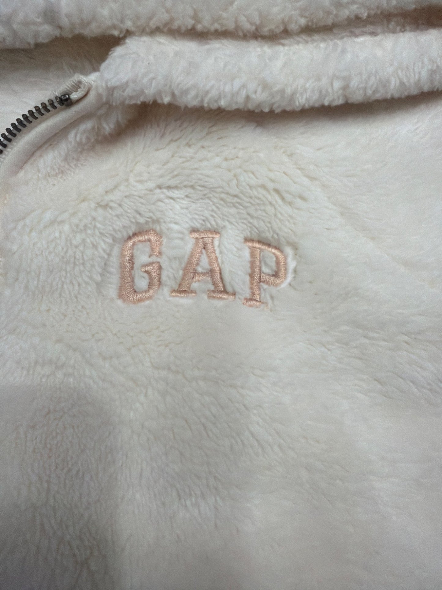 *Gap fleece soft white  jacket 4T, Kids 4/4T