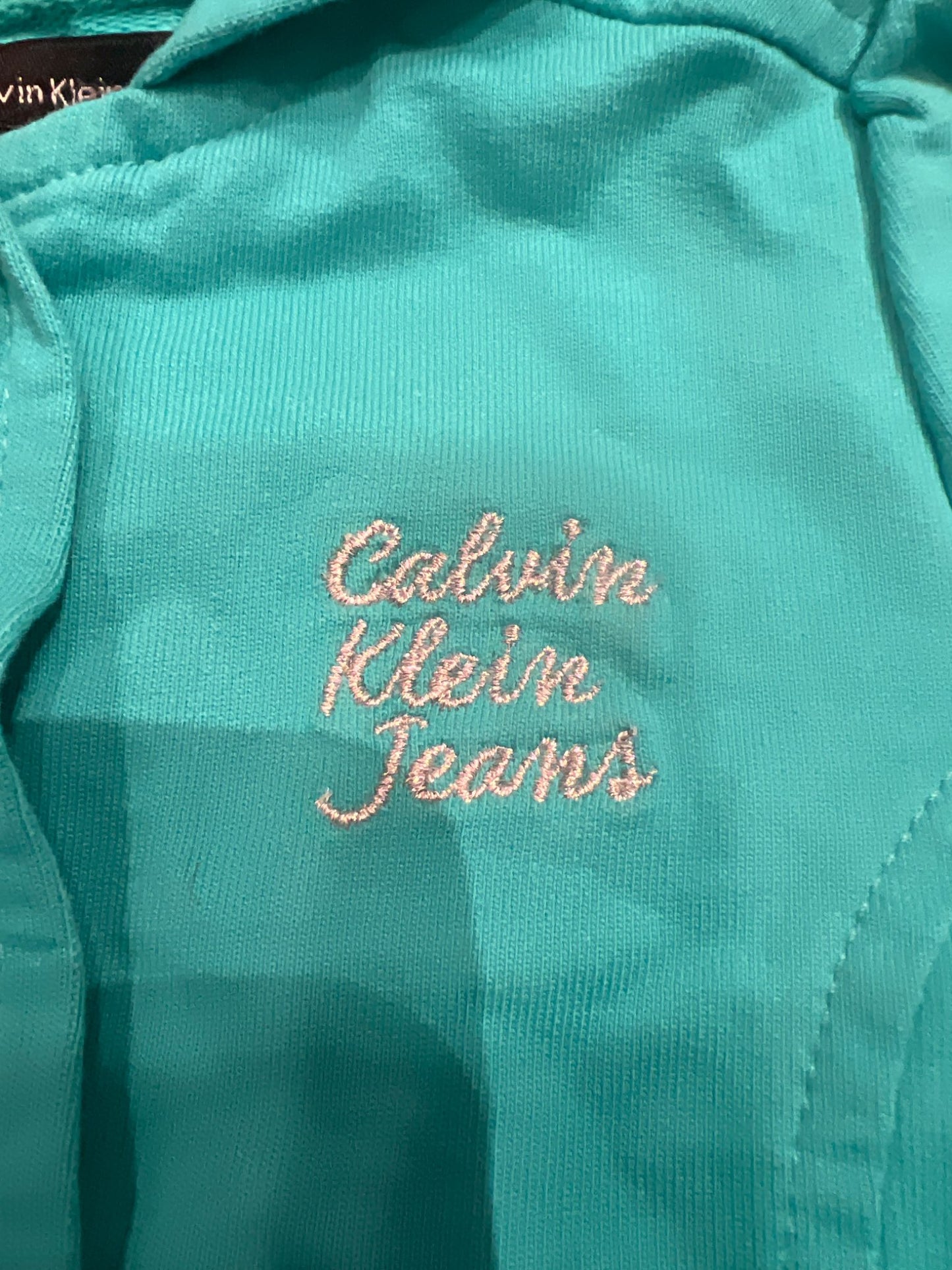 *Calvin Klein  green  sweater 3T, Kids 3T