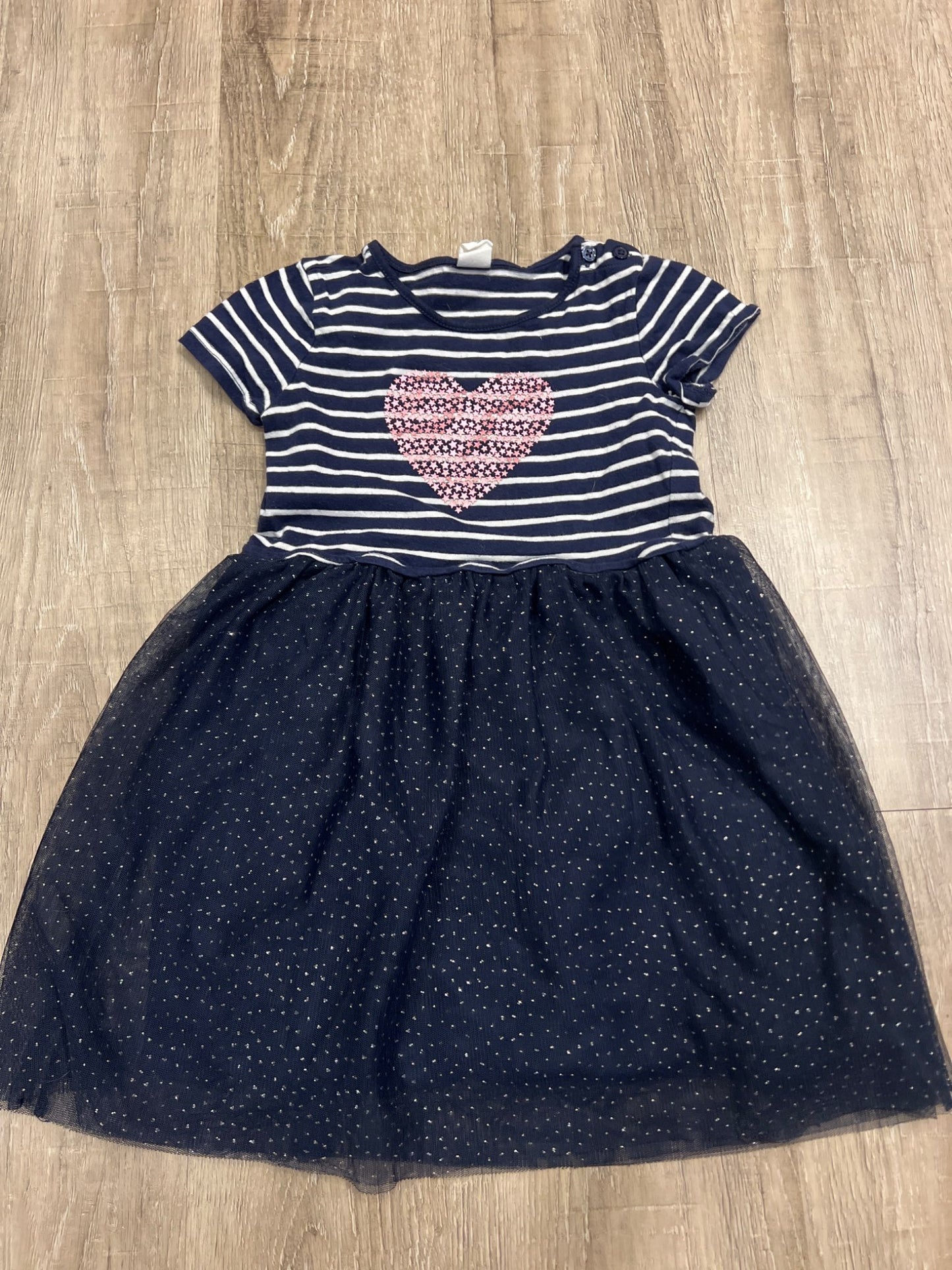 *Gap heart dress with tulle size 4T, Kids 4/4T