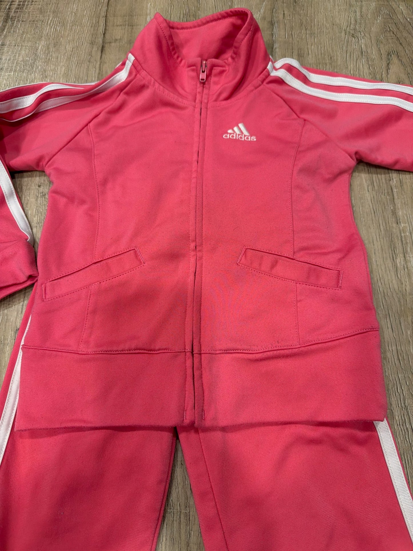 *Adidas 3T pink matching jacket and pants , Kids 3T