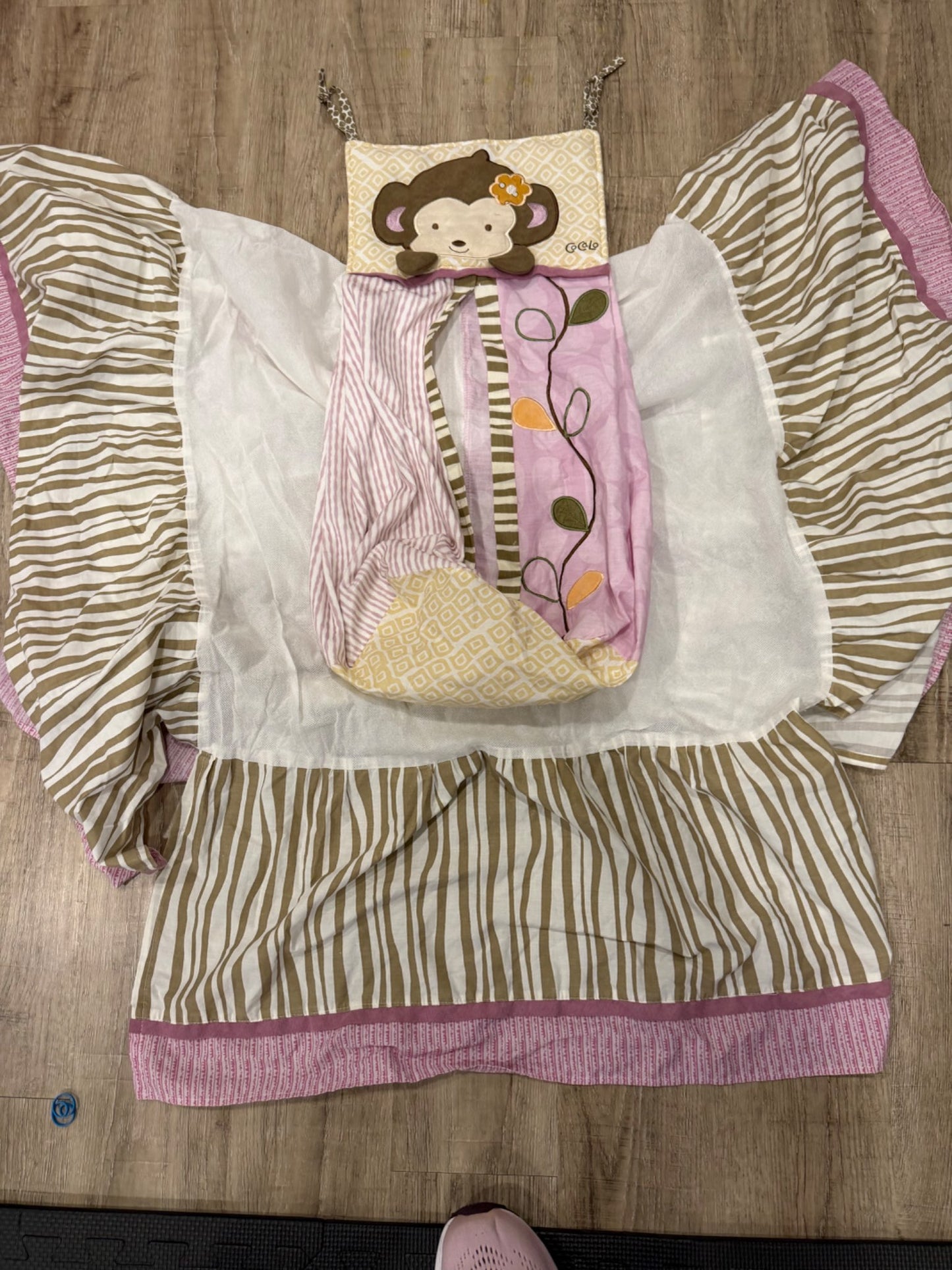 Retail $170 toys r us *Coco  brand set of 4 crib sheet, crib skirt, crib border and diaper holder