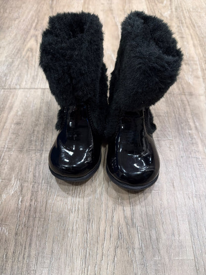 *Black boots size 5 like new, Shoes 5 (Walkers:12-24 mth)