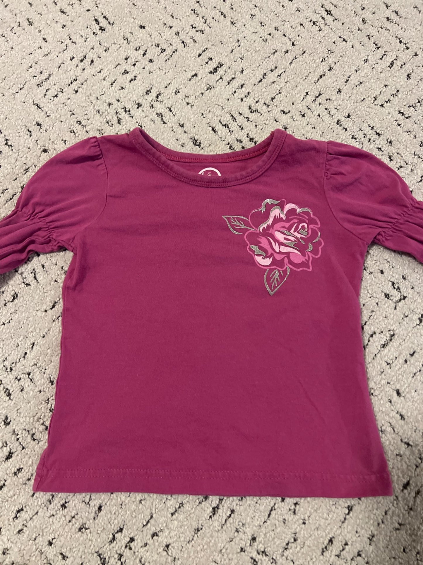 *Brand B&C girls 3T flower shirt, Kids 4/4T
