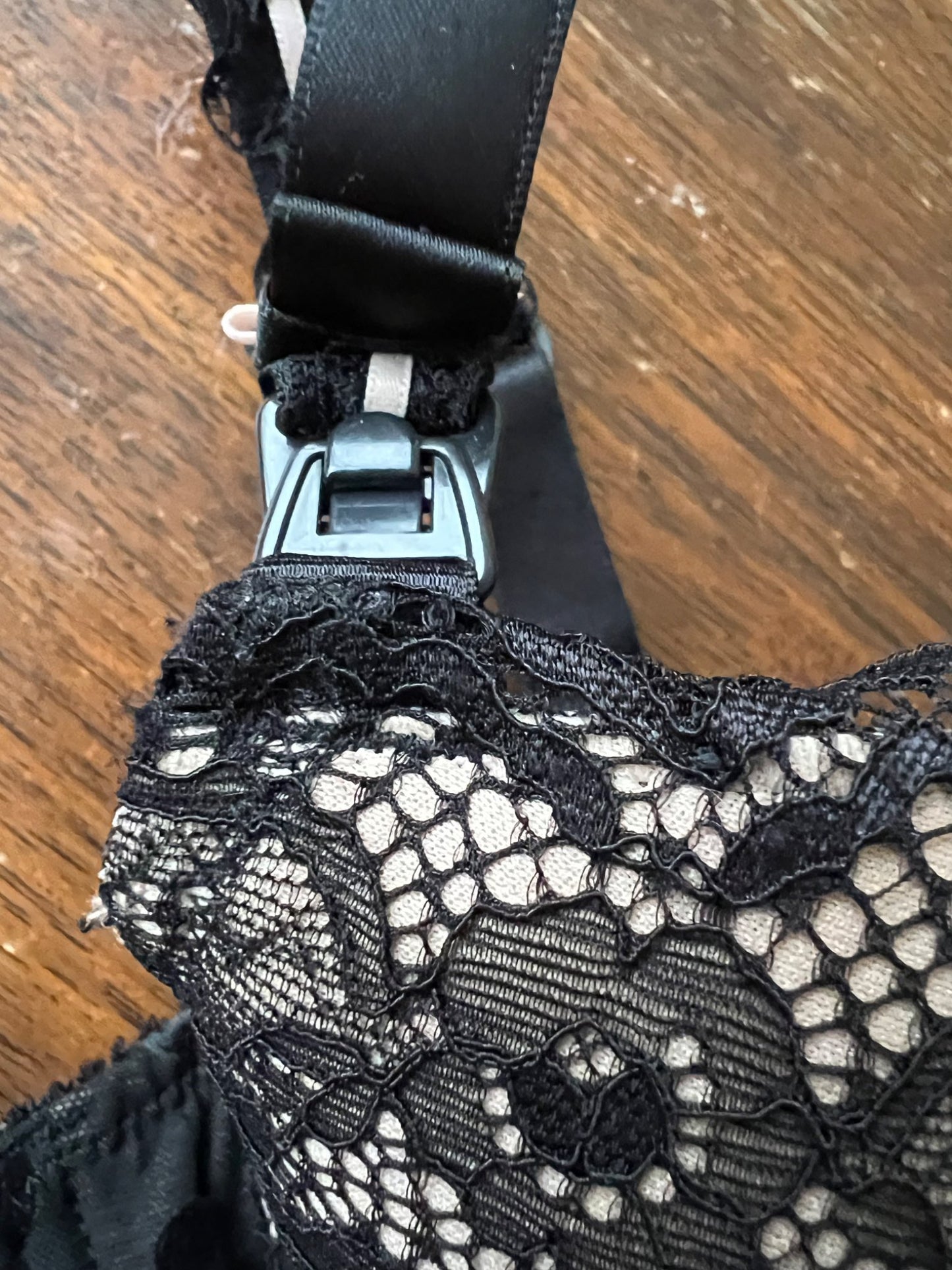 Brand new black nursing bra retails $65 (2), Maternity L (12-14)