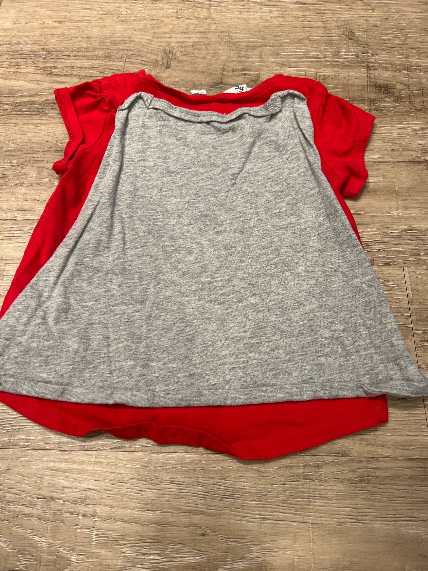 *Gap Disney Wonder Woman shirt with cape size 5T, Kids 5/5T