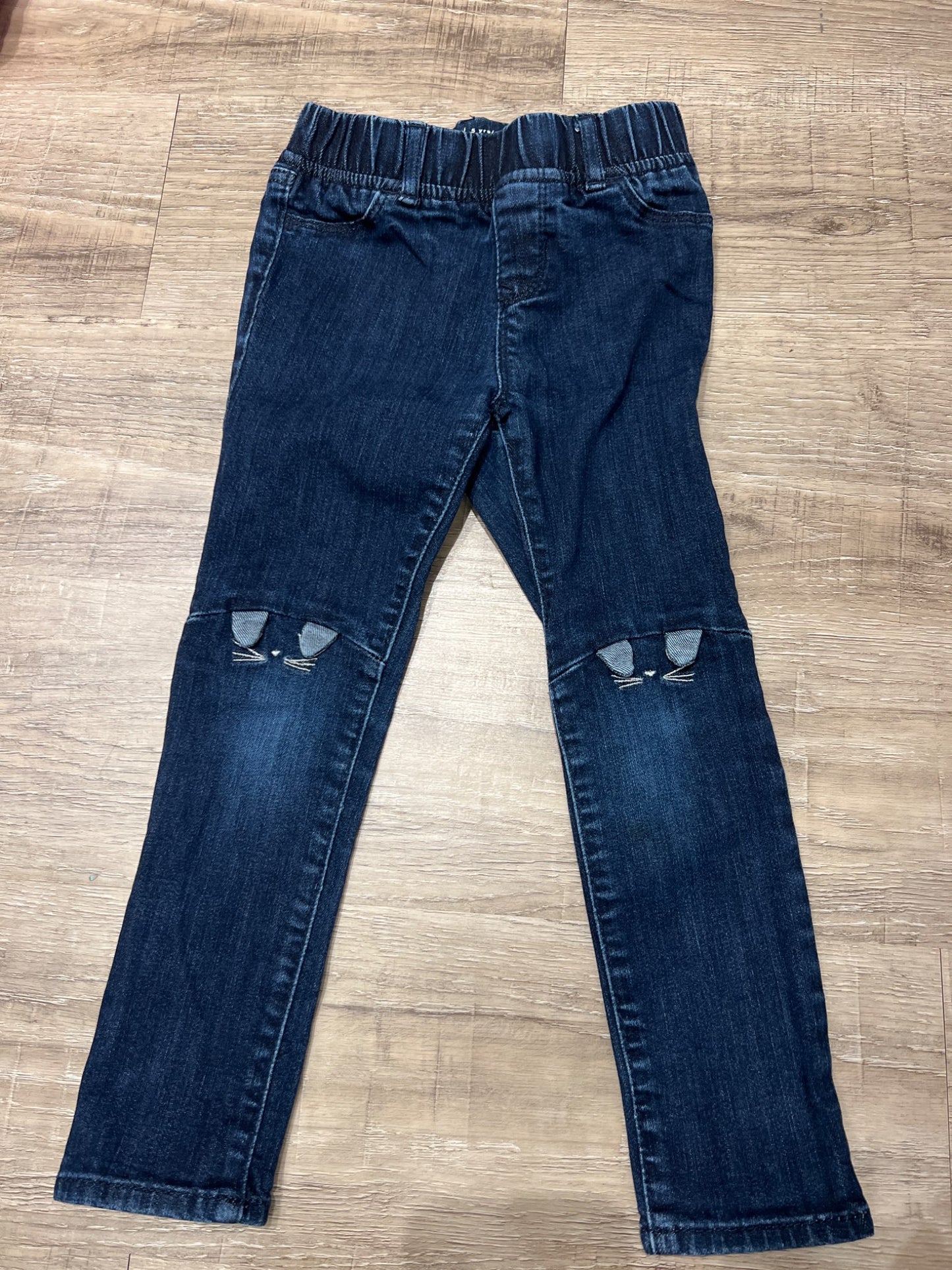 *Baby Gap 5T yr jeans with kittens, Kids 5/5T